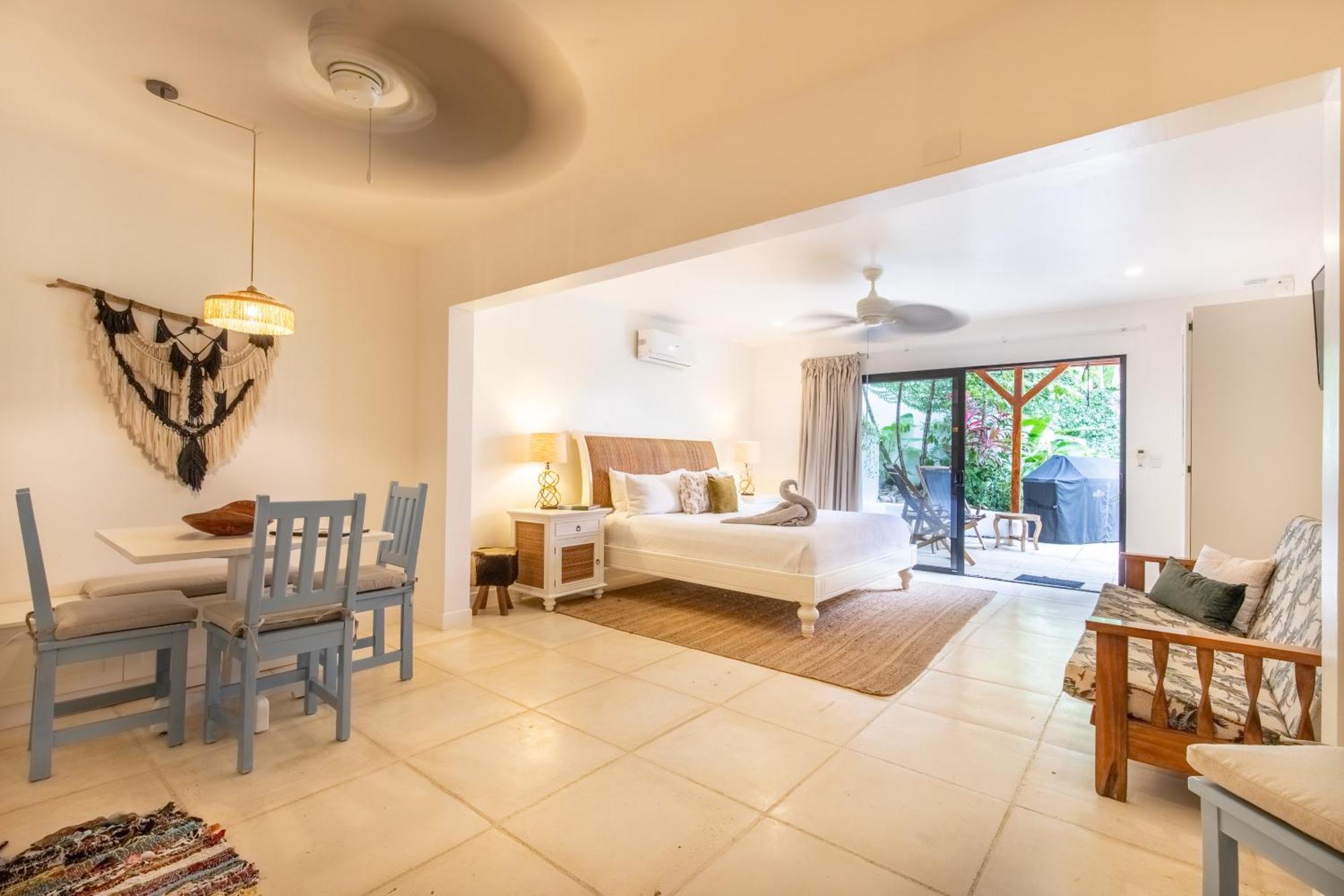 Casa Vitality Bed And Breakfast - Playa Guiones, Nosara - 4 Minute Walk To The Beach Экстерьер фото